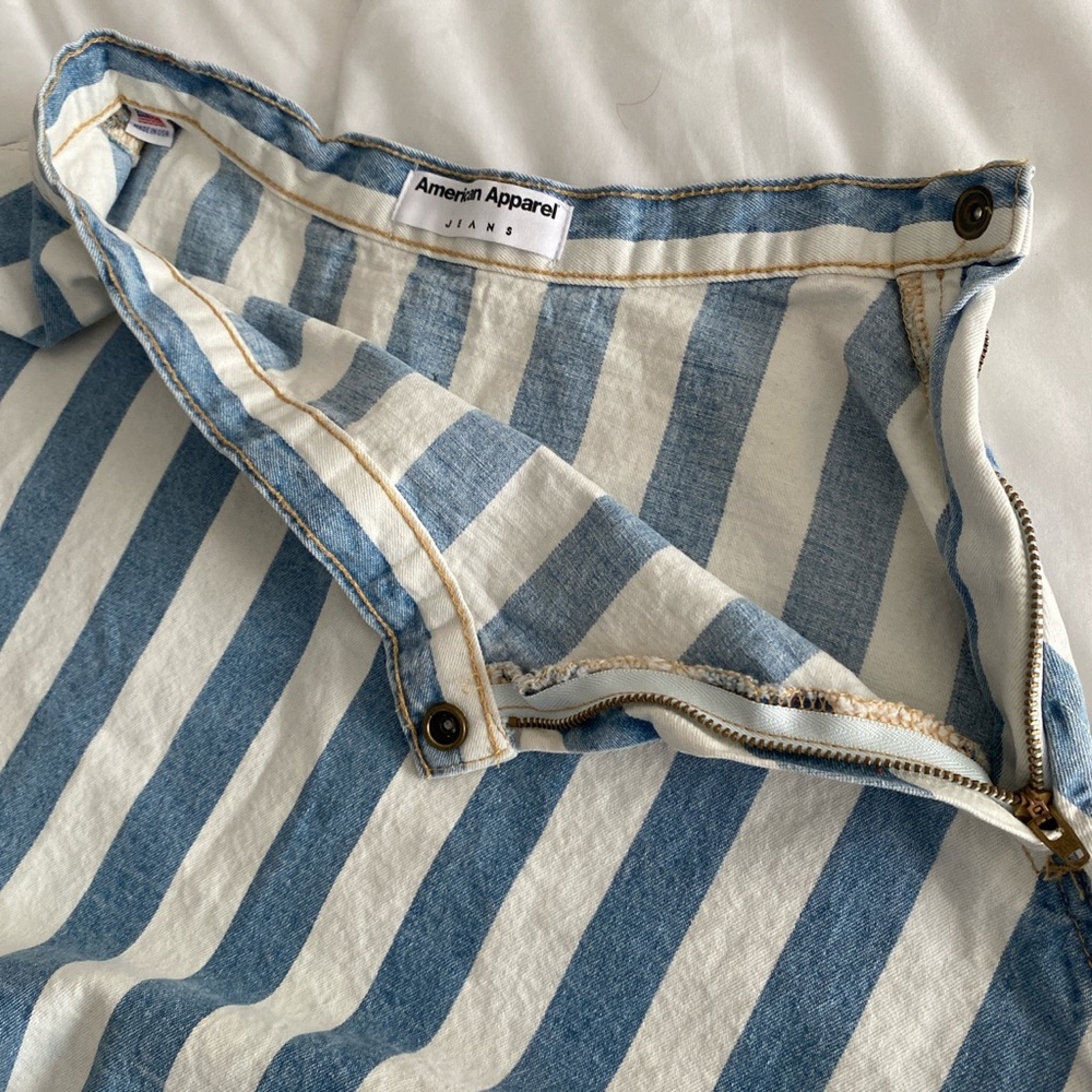 American Apparel mini skirt - Picture 3 of 3